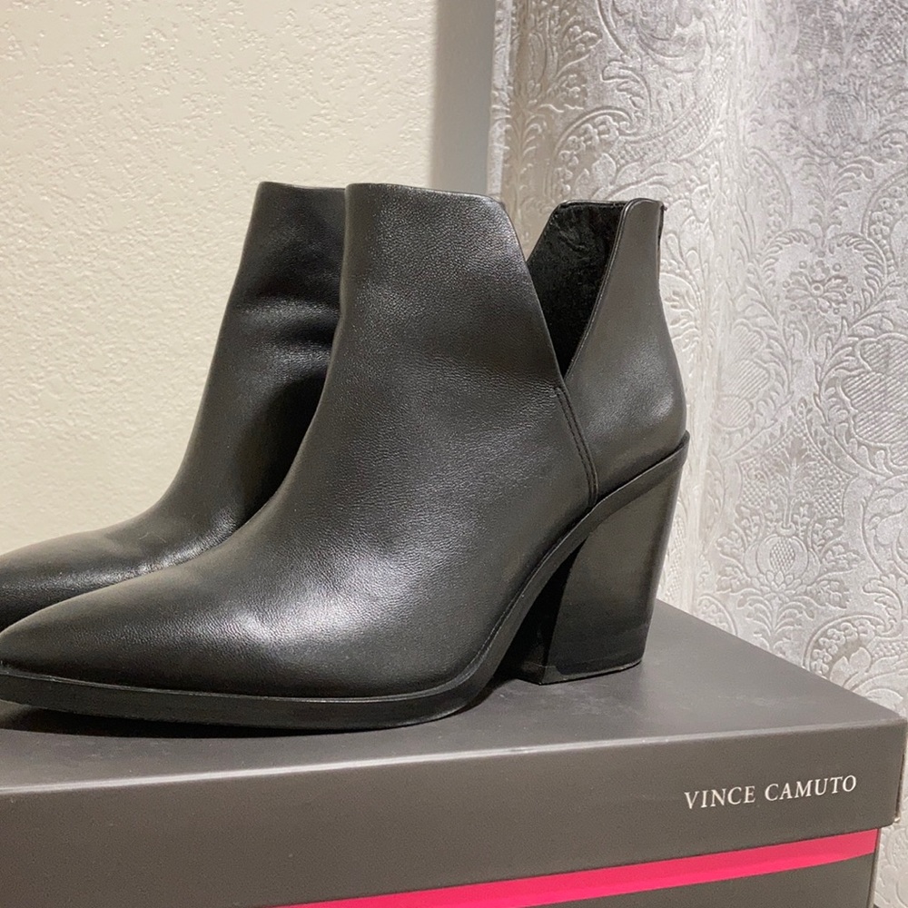 Vince Camuto boot
